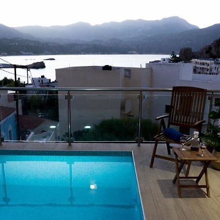 Sunset Brand New Luxury Apt With Pool & Sea View Kárpathos Eksteriør billede