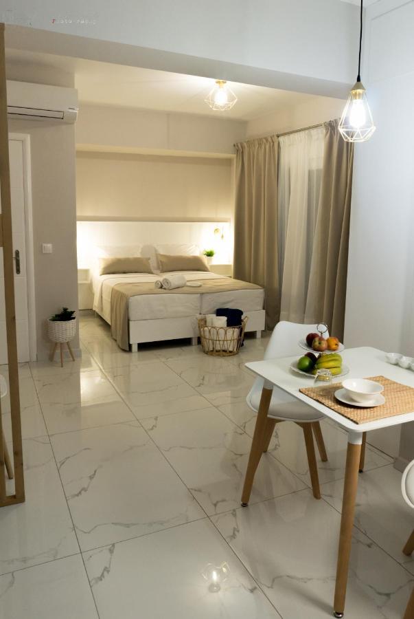 Sunset Brand New Luxury Apt With Pool & Sea View Kárpathos Eksteriør billede